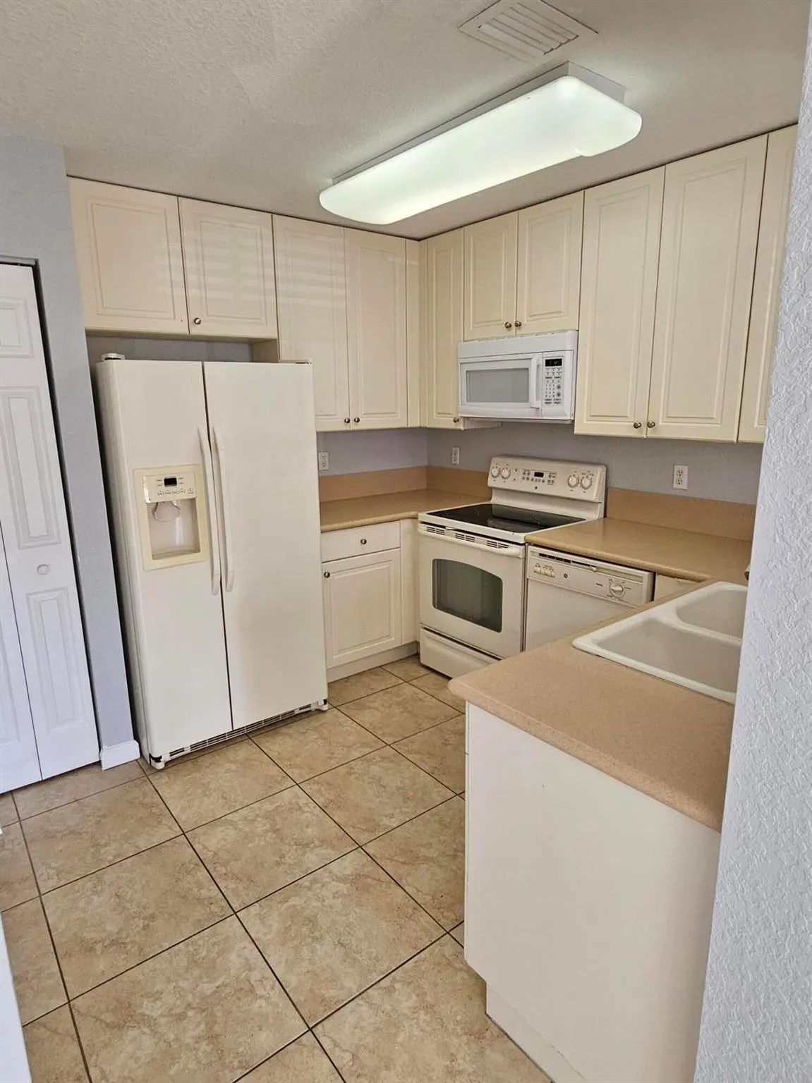 2938 Hope Valley Street, #103