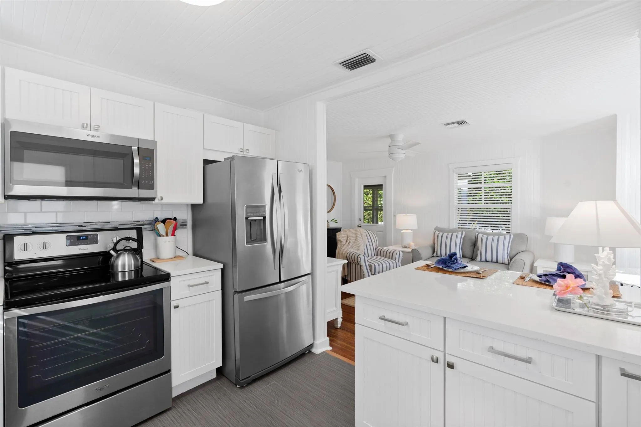 118 SE 7th Avenue