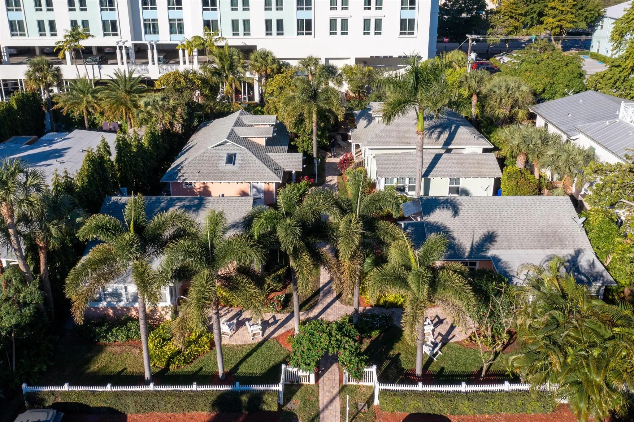 118 SE 7th Avenue