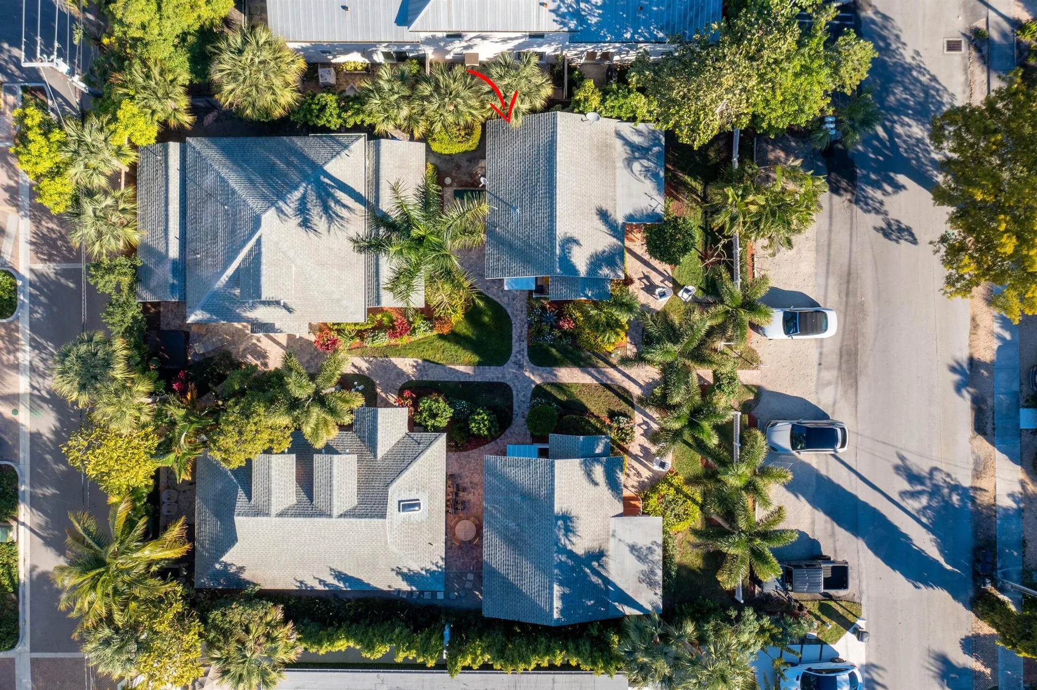 118 SE 7th Avenue