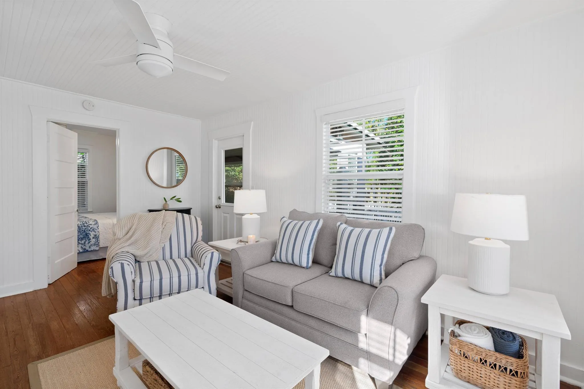 118 SE 7th Avenue