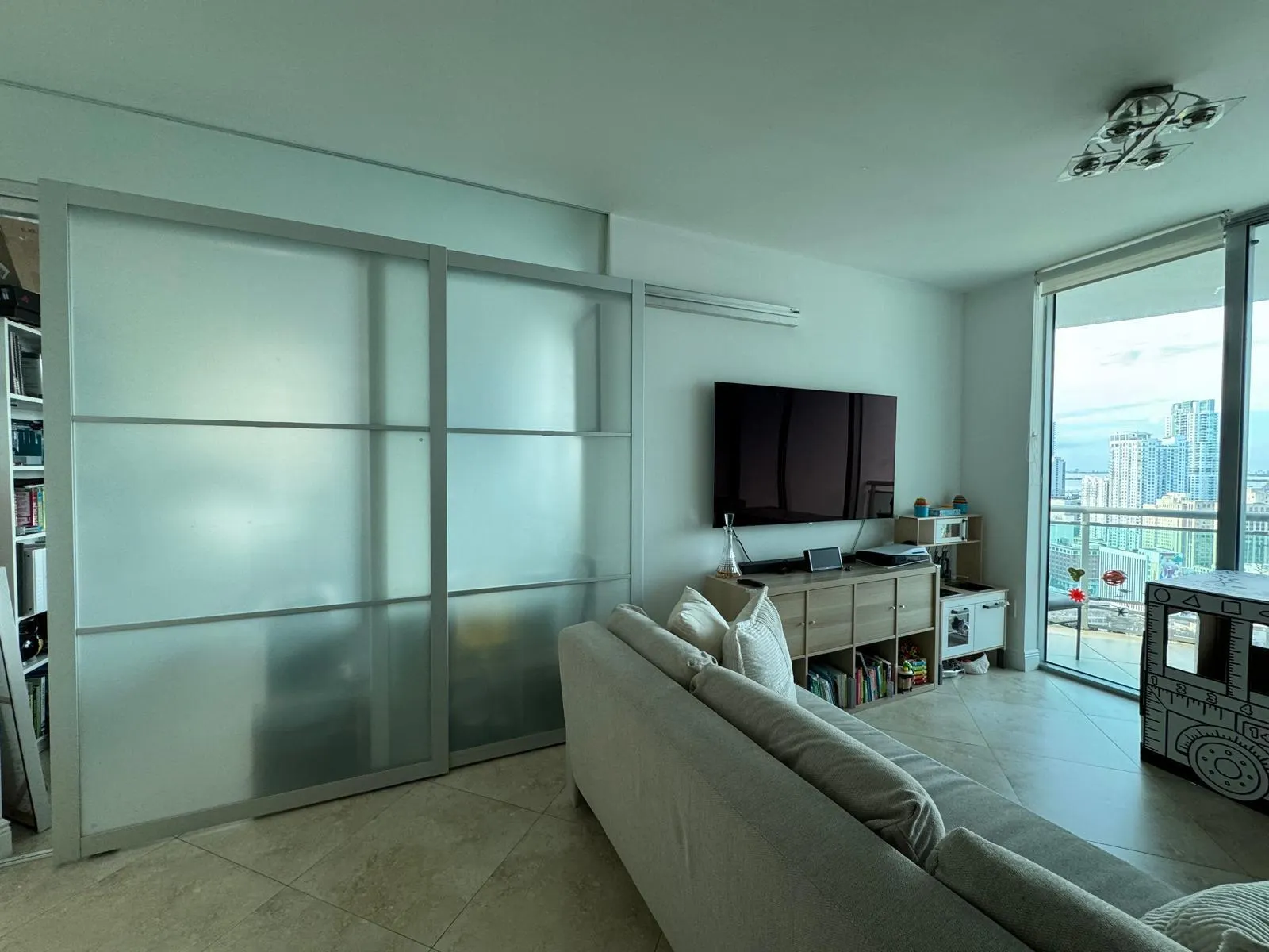 350 S Miami Avenue, #3313