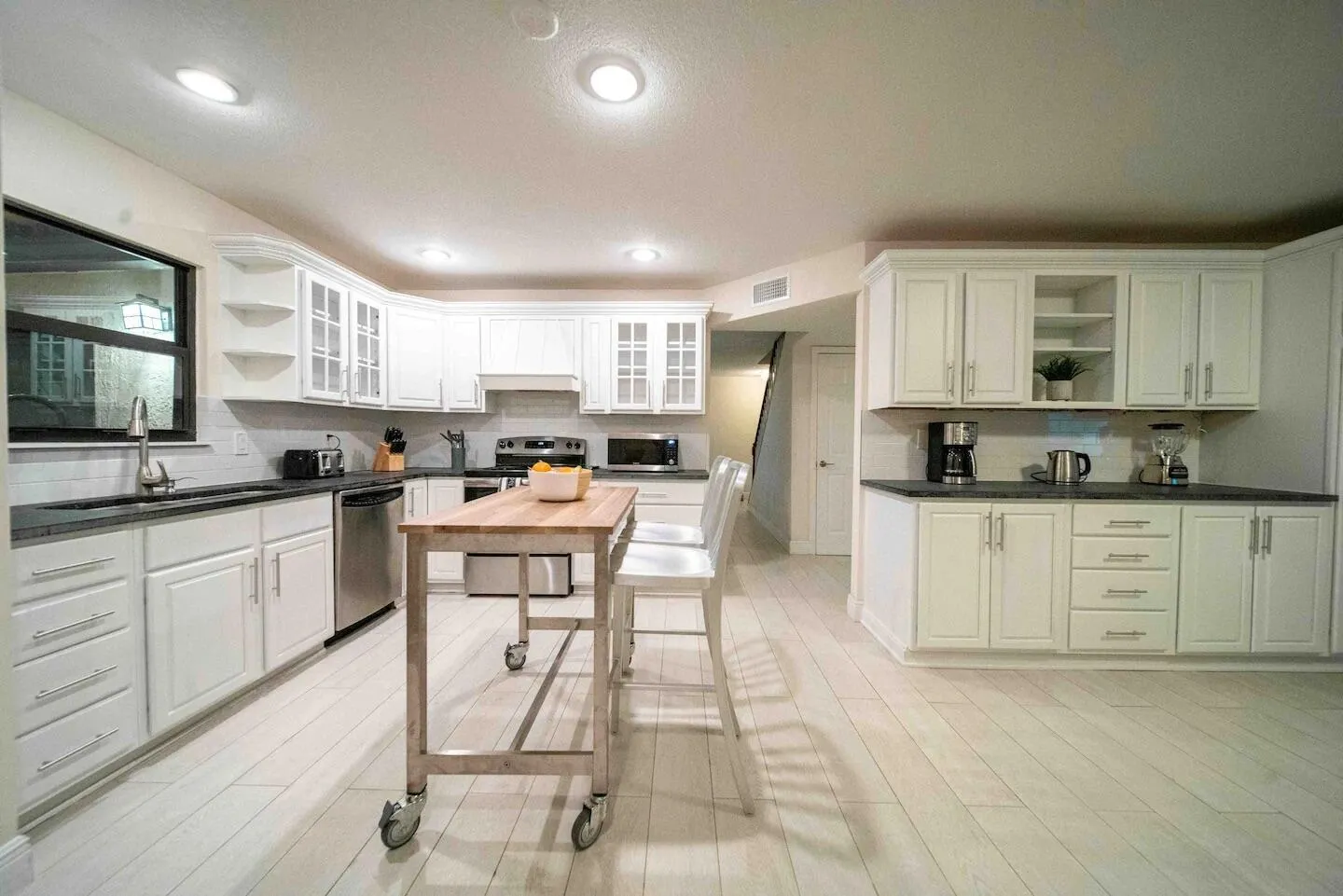 3042 Cardinal Drive