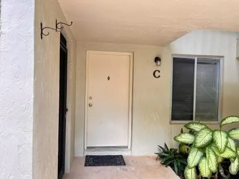 6520 Chasewood C Drive, #C