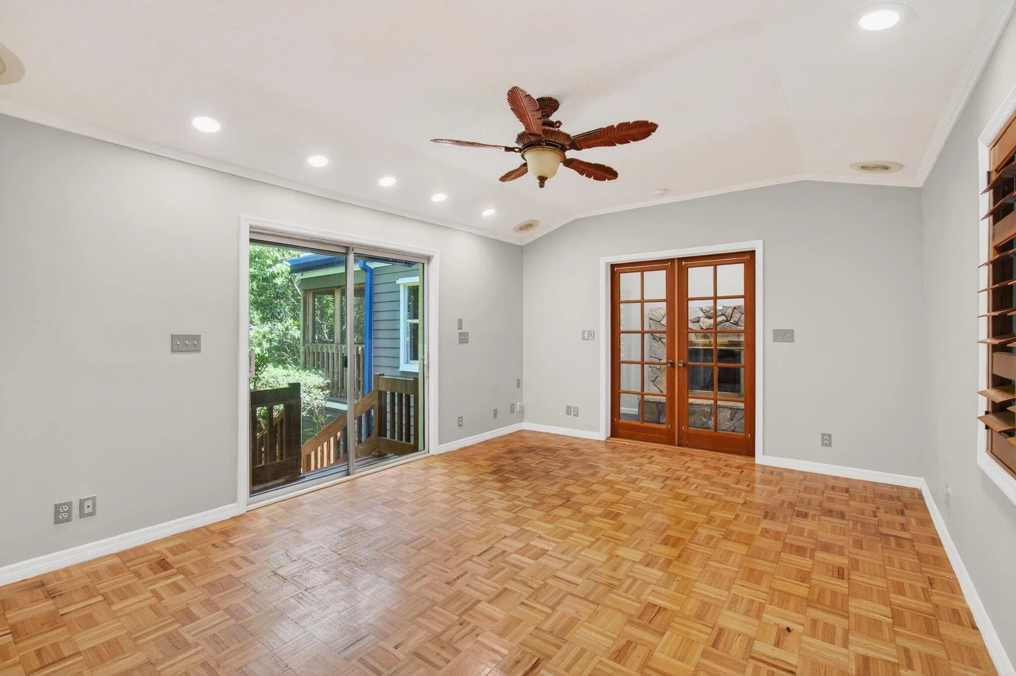 420 Santa Fe Road