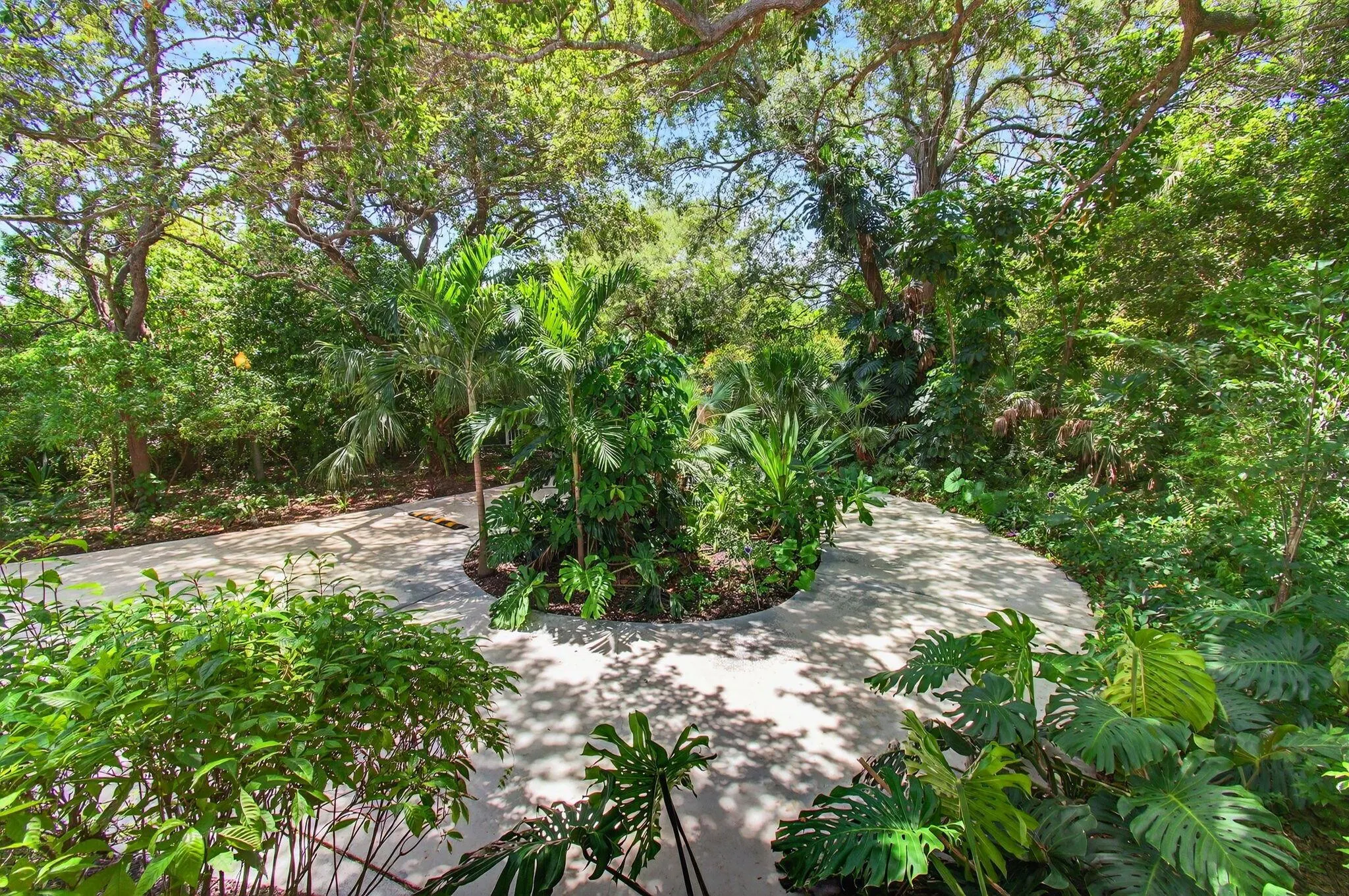 420 Santa Fe Road