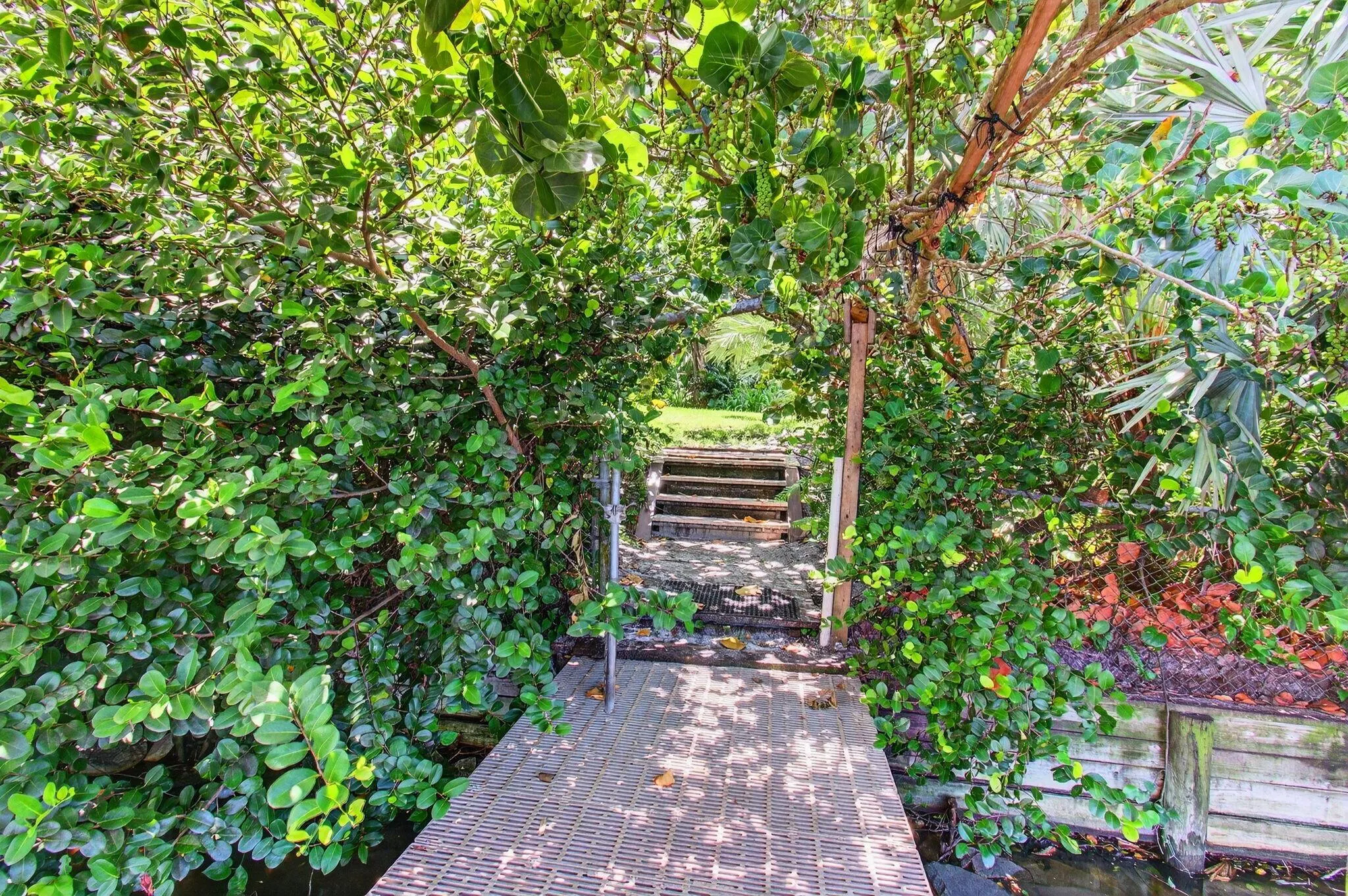 420 Santa Fe Road