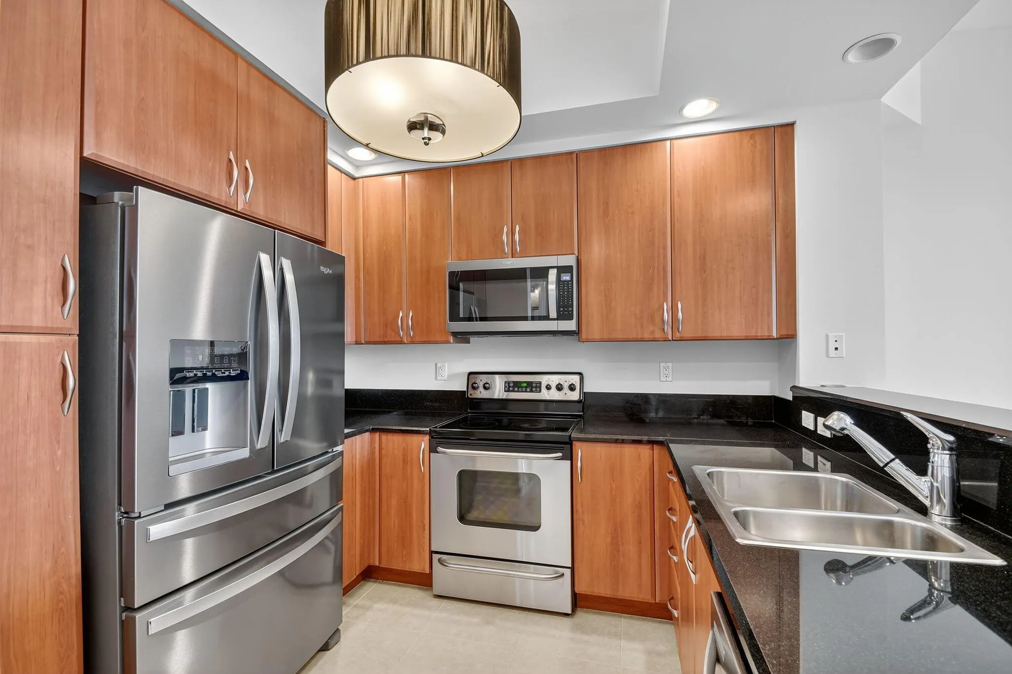 801 S Olive Avenue, #1022