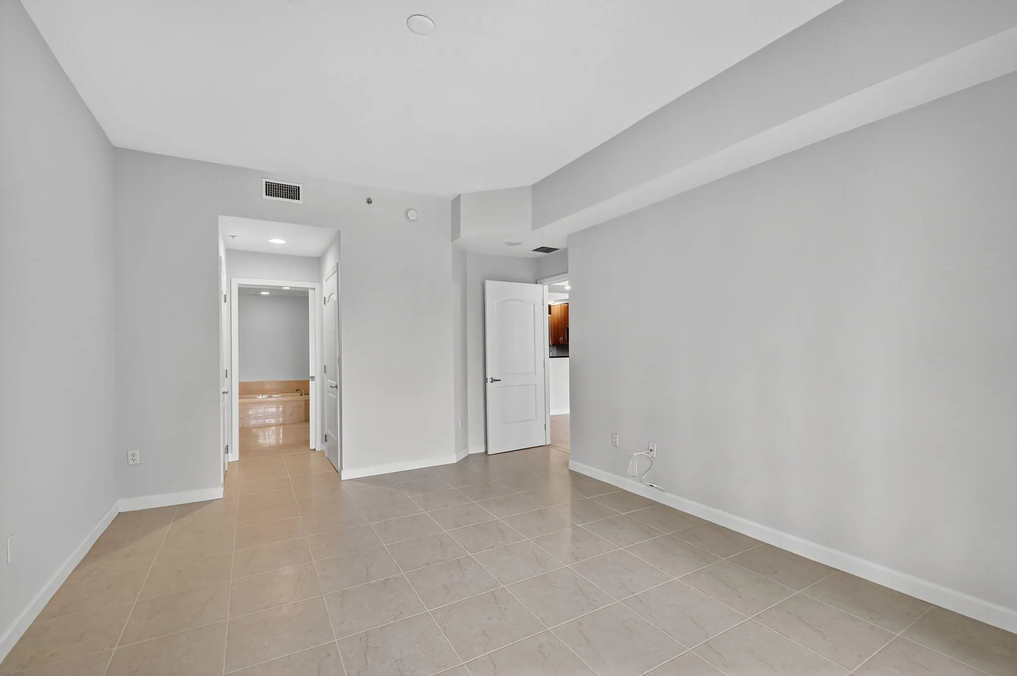 801 S Olive Avenue, #1022