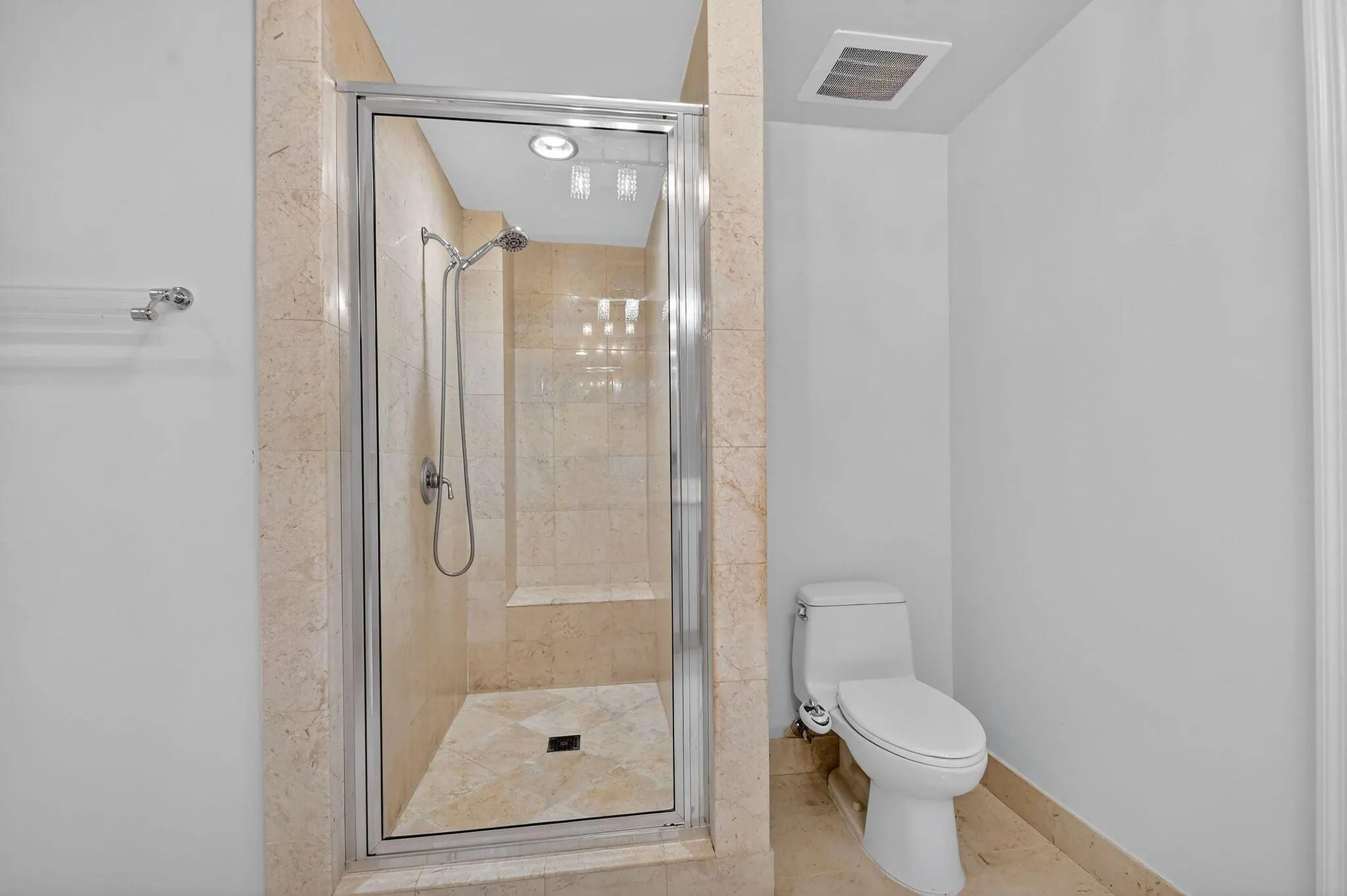 801 S Olive Avenue, #1022