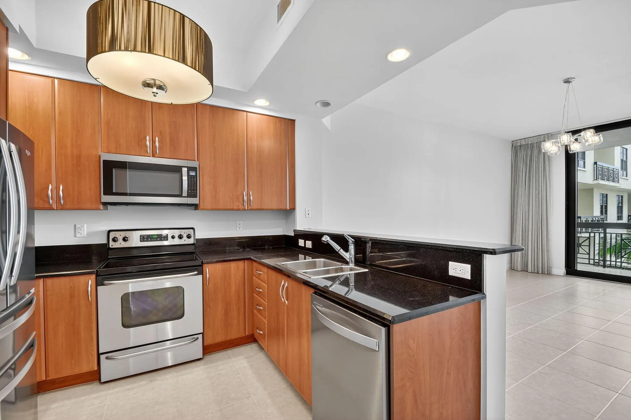 801 S Olive Avenue, #1022