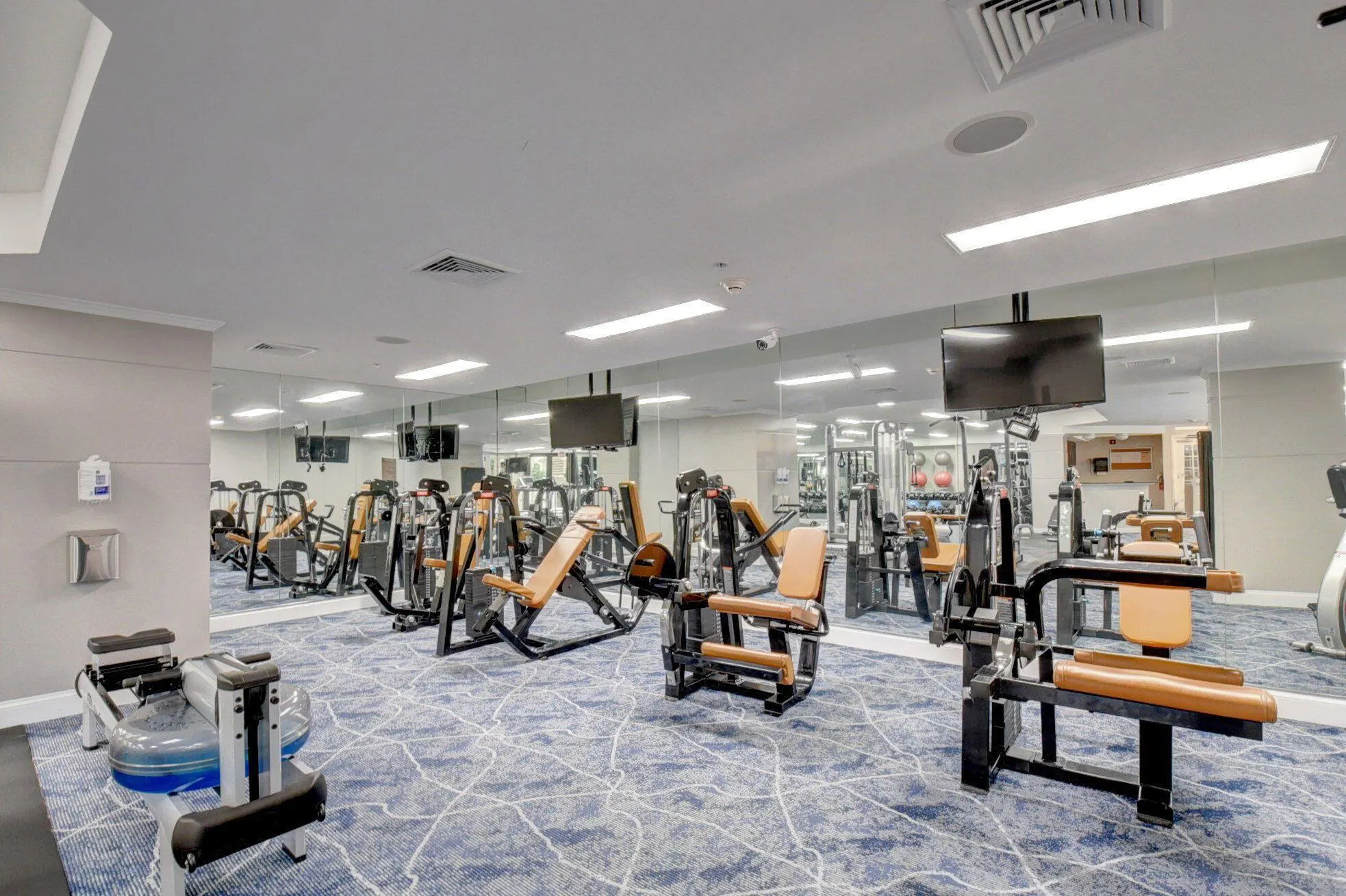 801 S Olive Avenue, #1022
