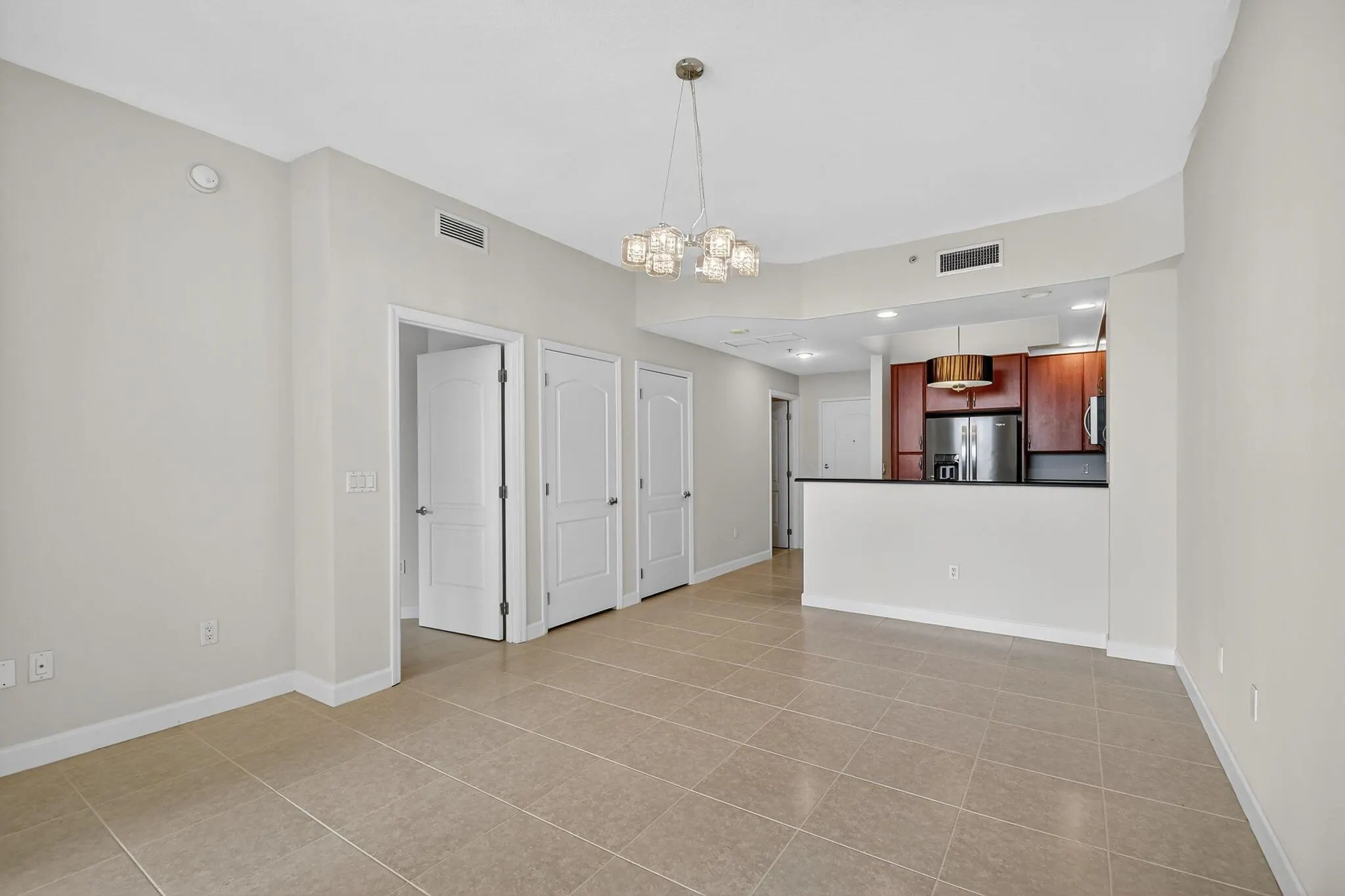 801 S Olive Avenue, #1022