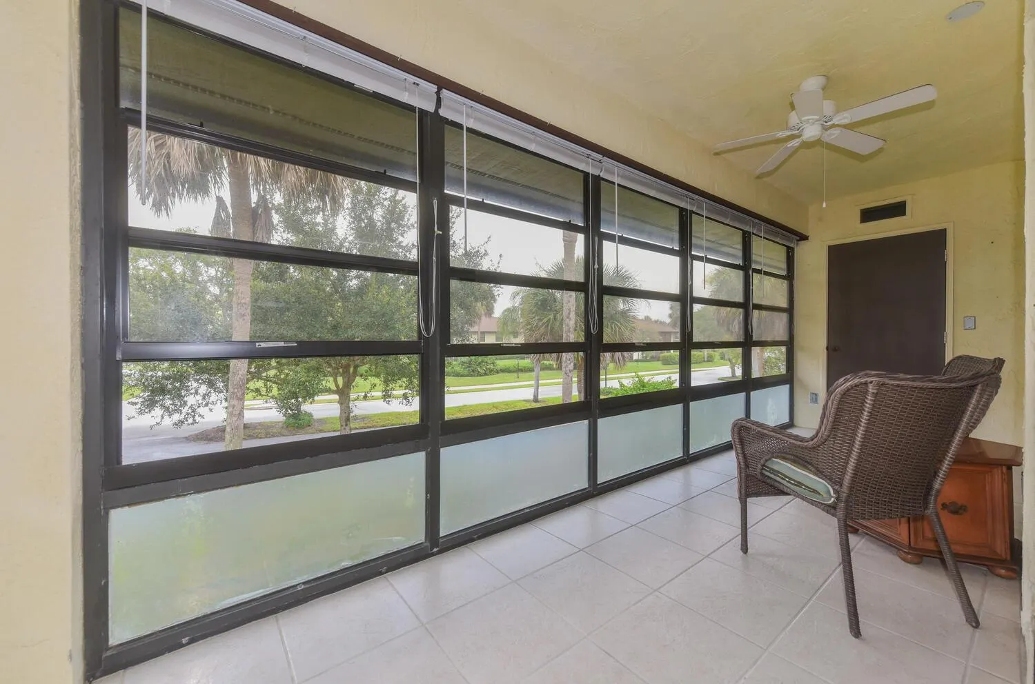 390 SW South River Drive, #202