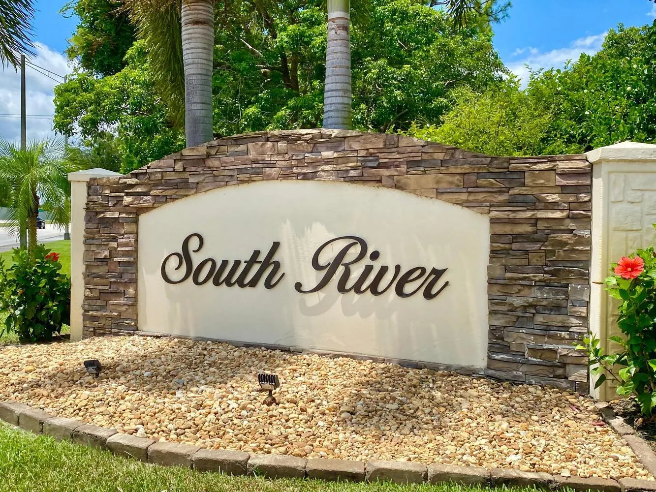 390 SW South River Drive, #202