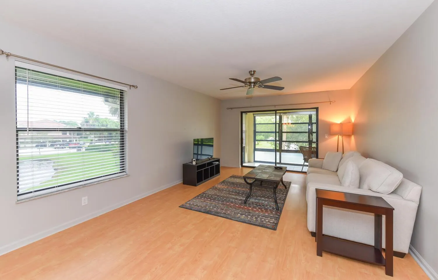 390 SW South River Drive, #202