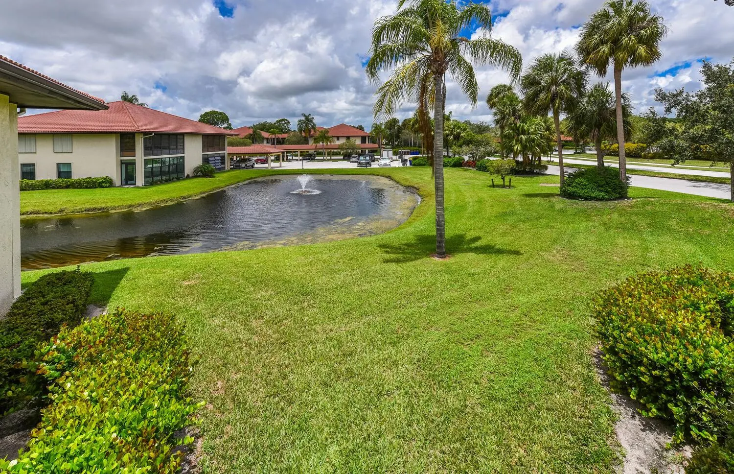 390 SW South River Drive, #202