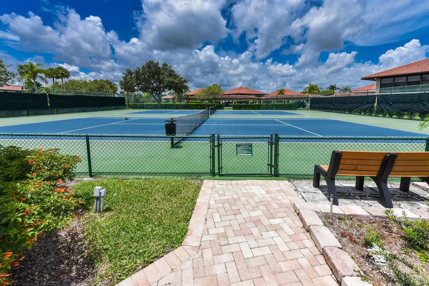 390 SW South River Drive, #202