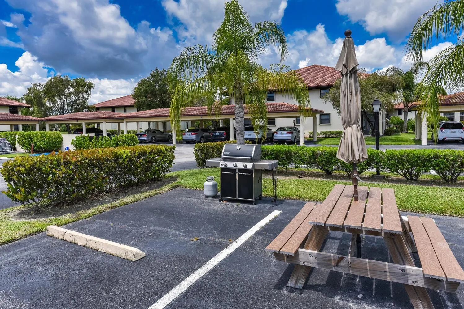 390 SW South River Drive, #202