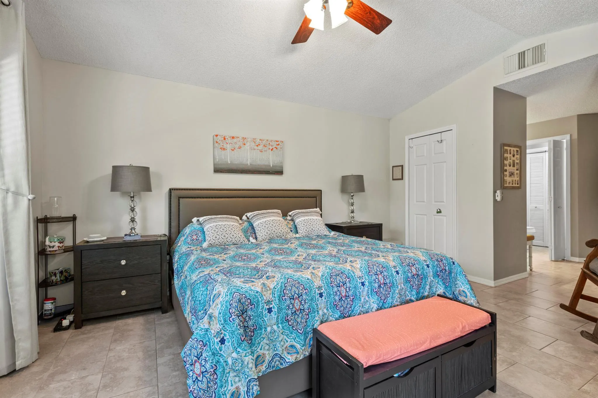 5906 Travelers Way