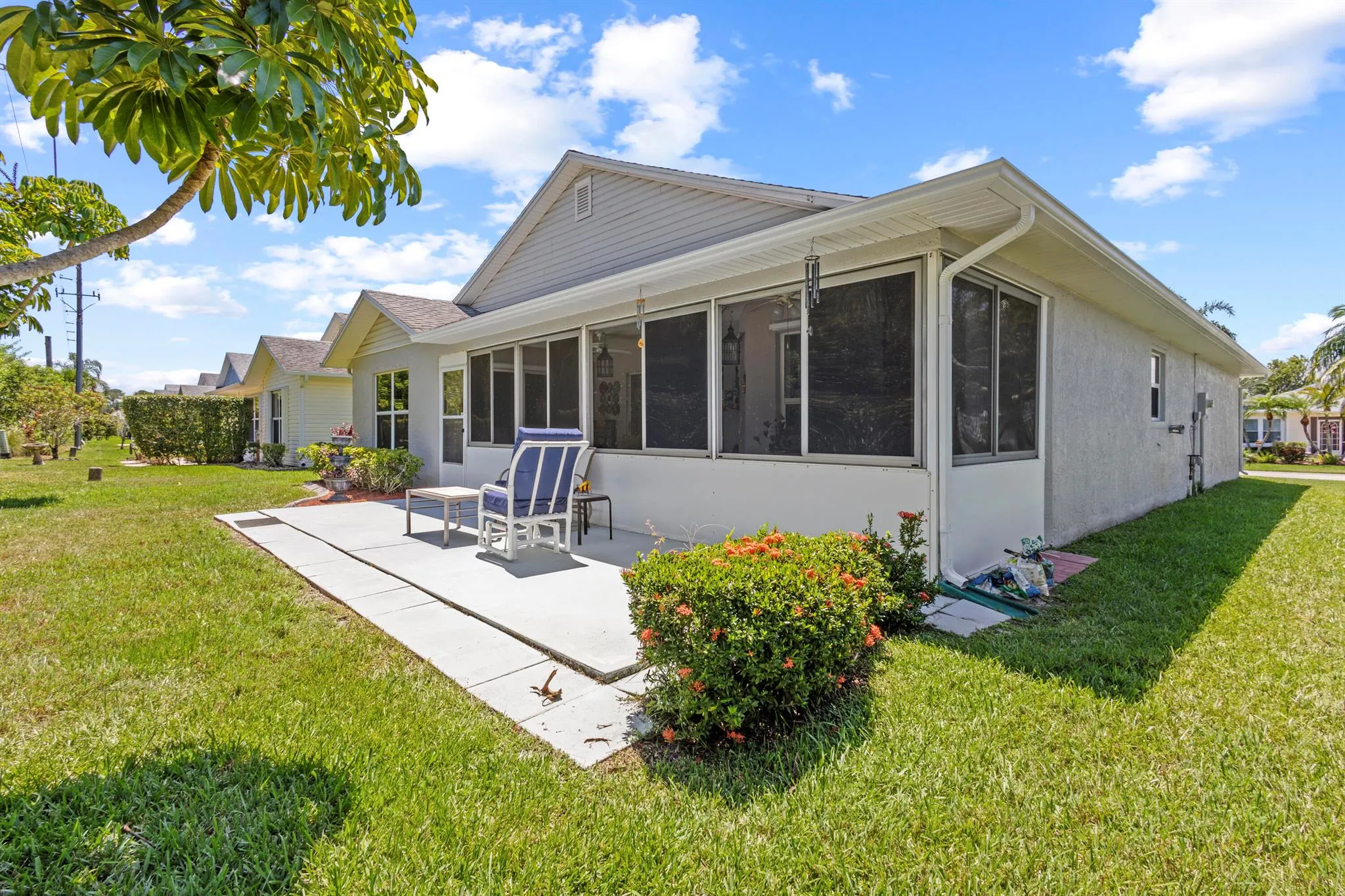 5906 Travelers Way