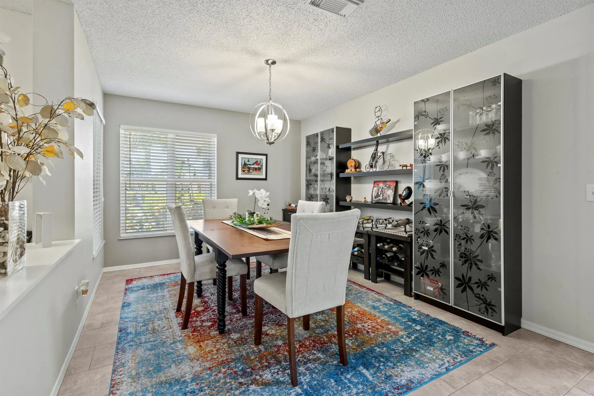5906 Travelers Way