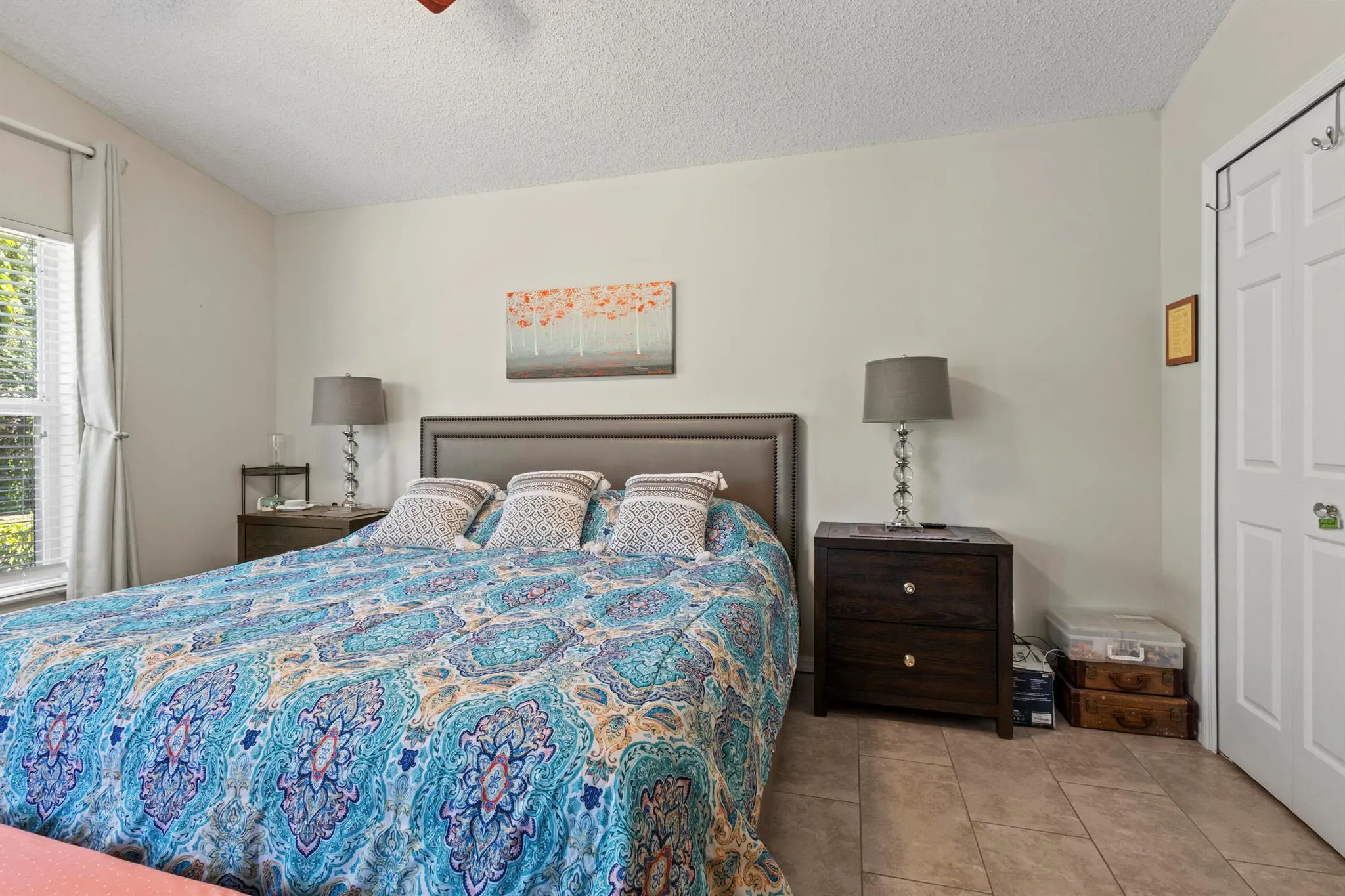5906 Travelers Way