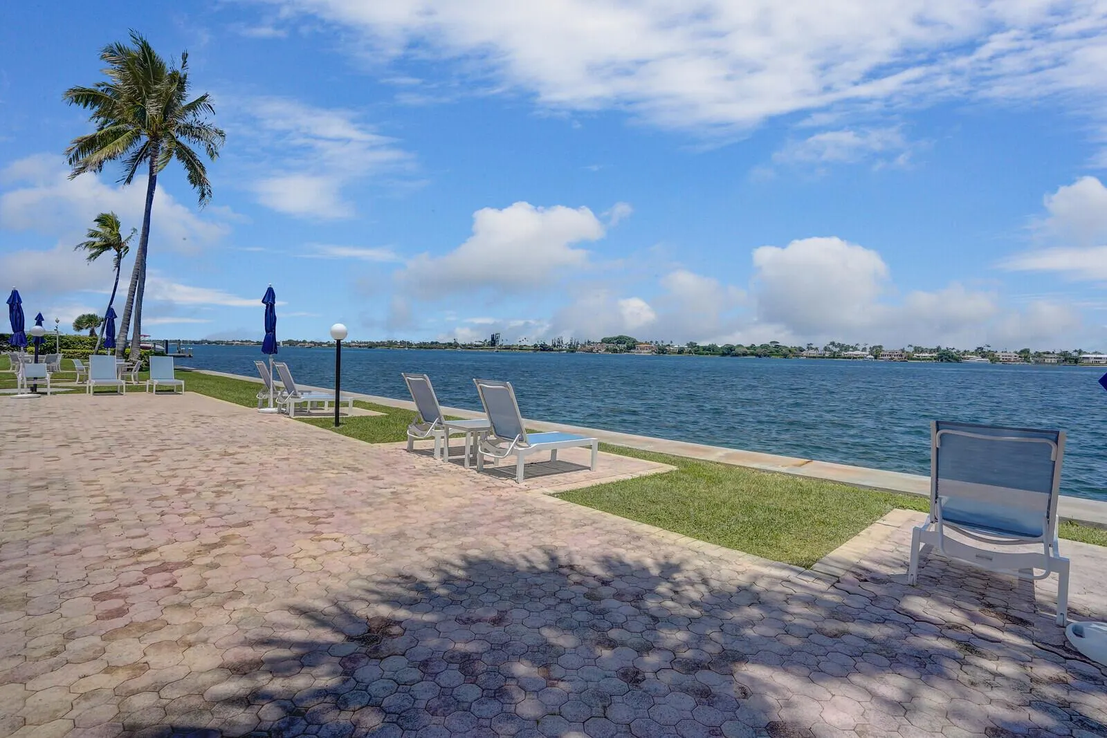 2800 N Flagler Drive, #715