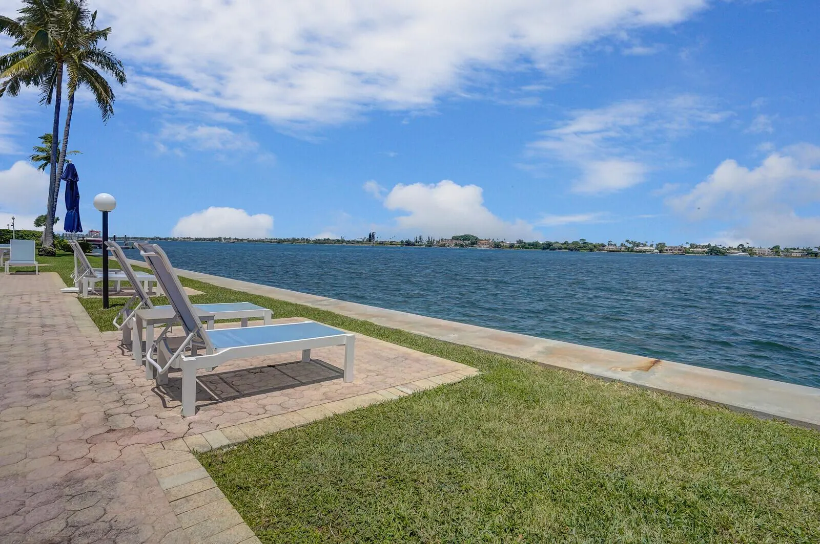 2800 N Flagler Drive, #715