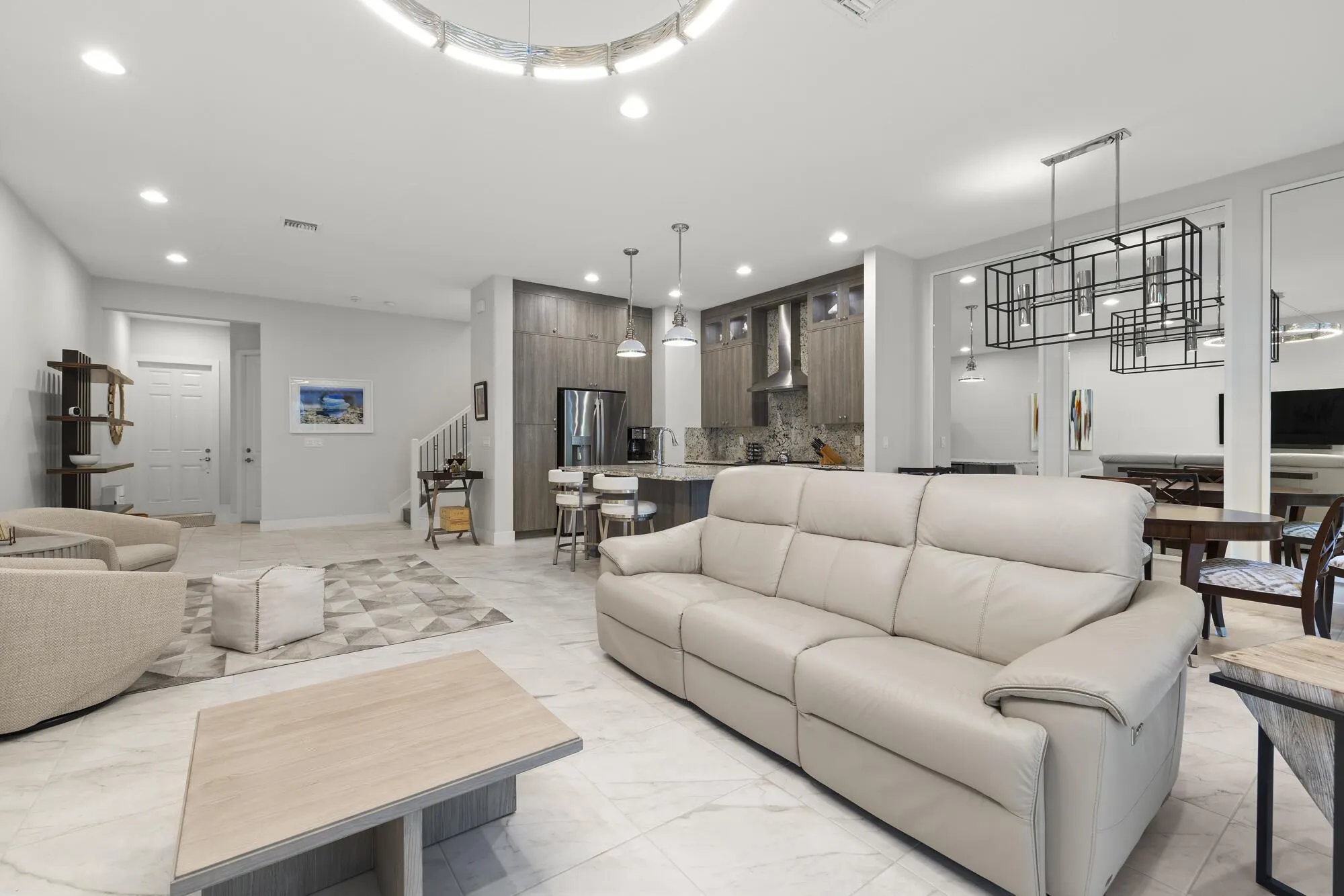 11425 Pointe Midtown Drive