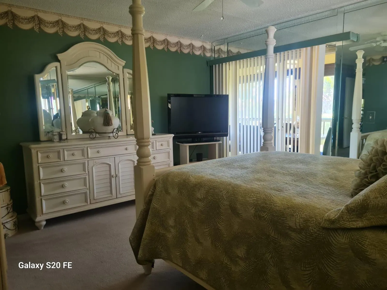 14797 Cumberland Drive, #208
