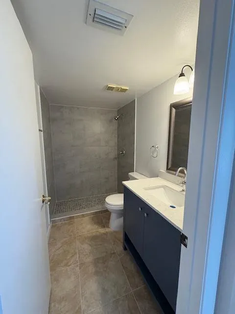 21938 Remsen Terrace, #209