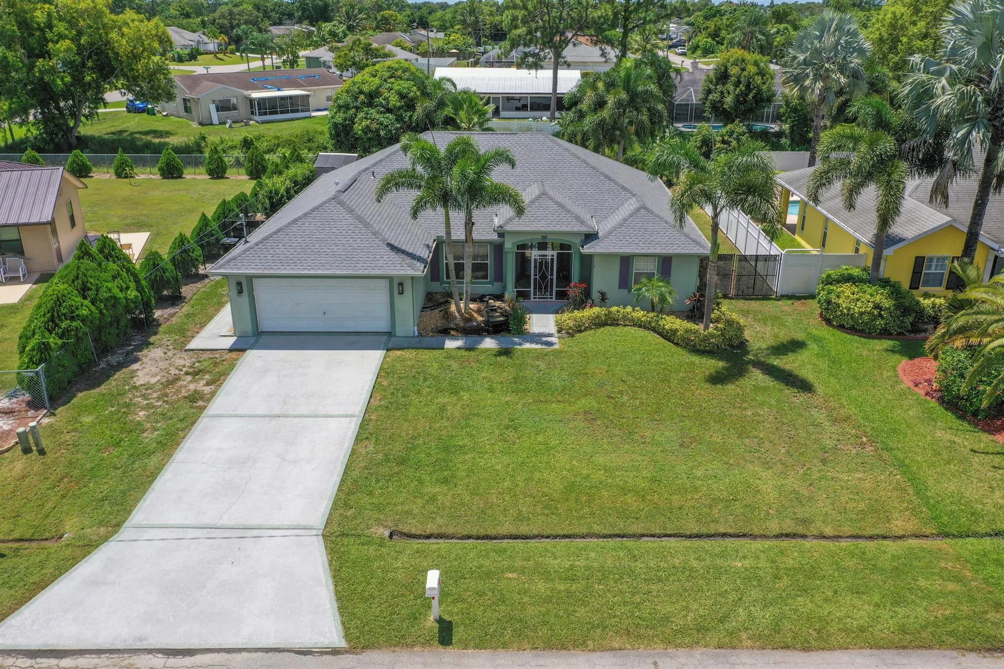482 SE Evans Avenue
