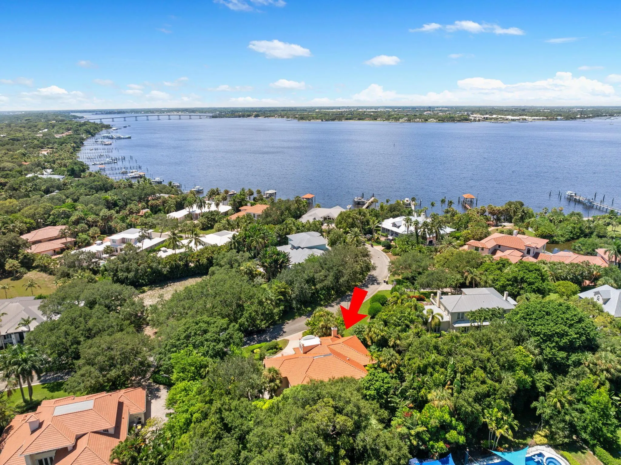 6 Castle Hill Way