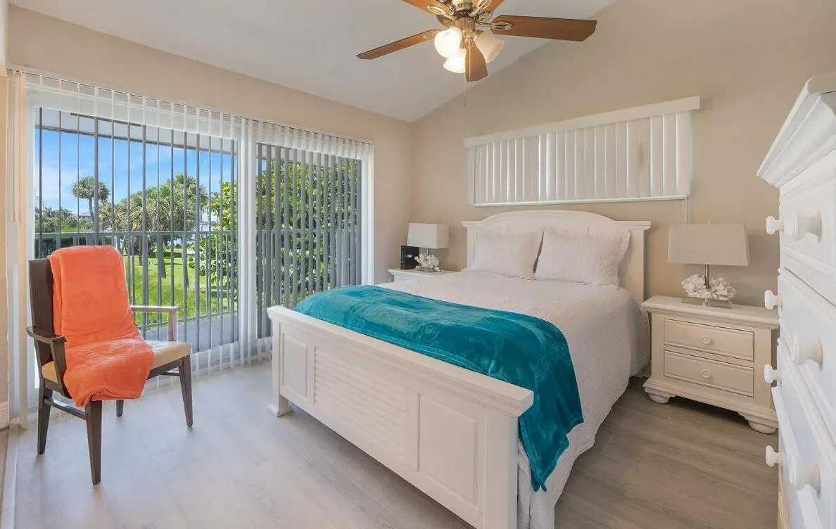 902 Palm Avenue E, #3