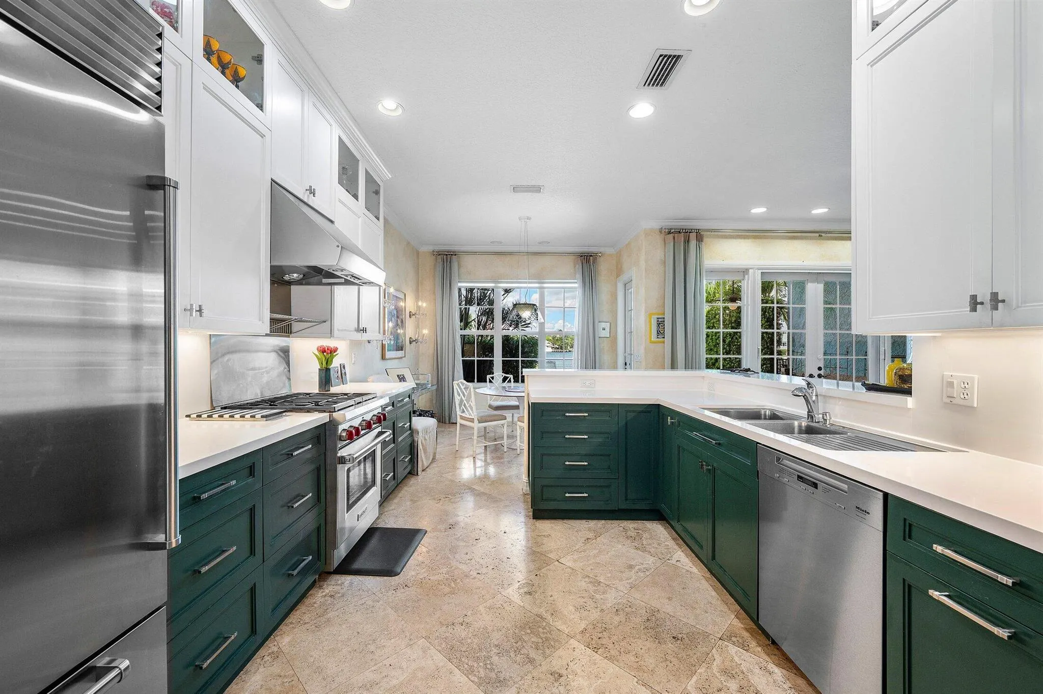 256 Venetian Drive