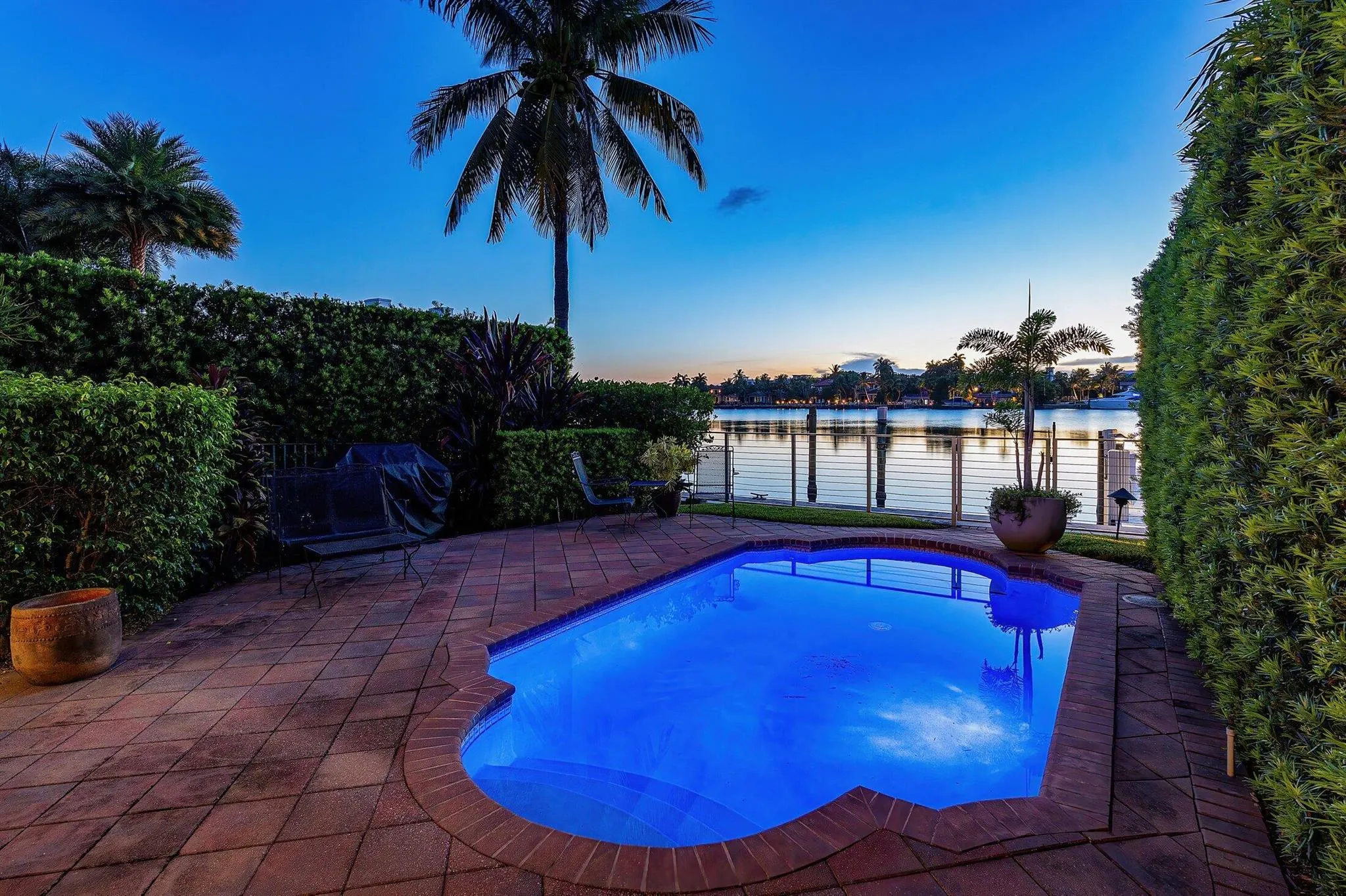 256 Venetian Drive