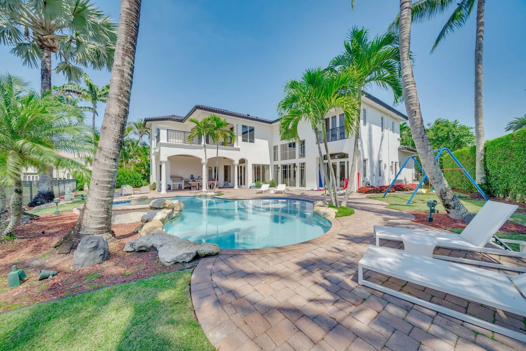 17593 Middle Lake Drive