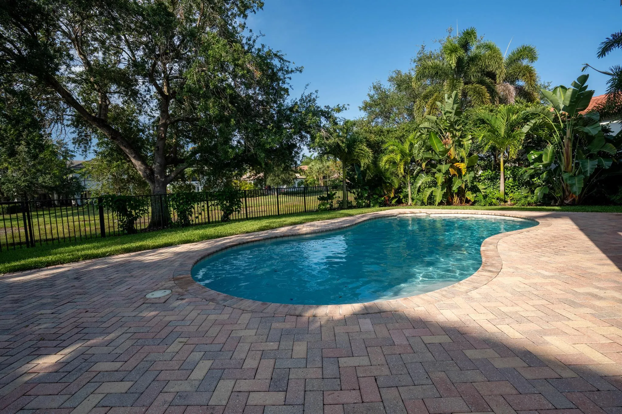 1438 Barlow Court