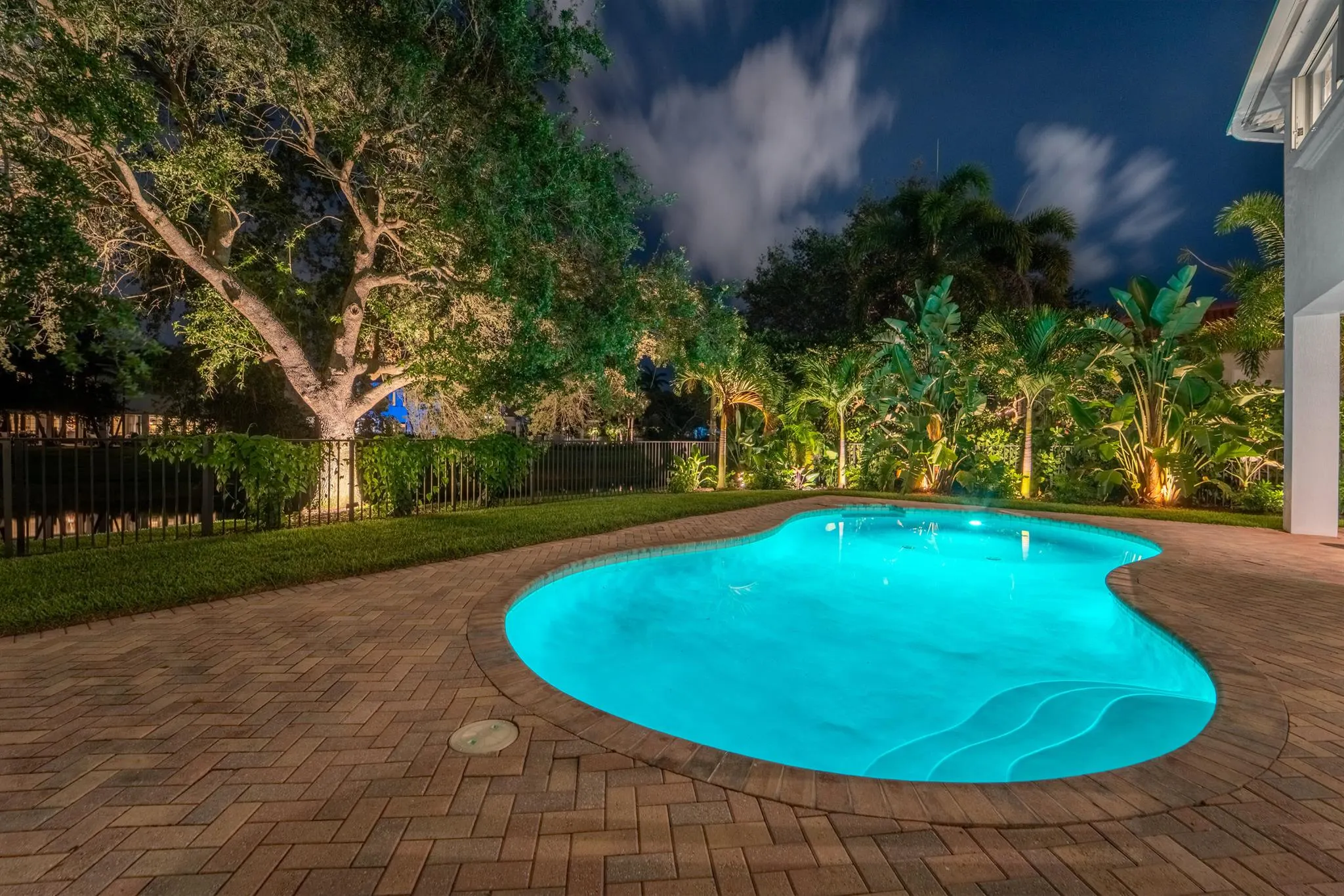 1438 Barlow Court