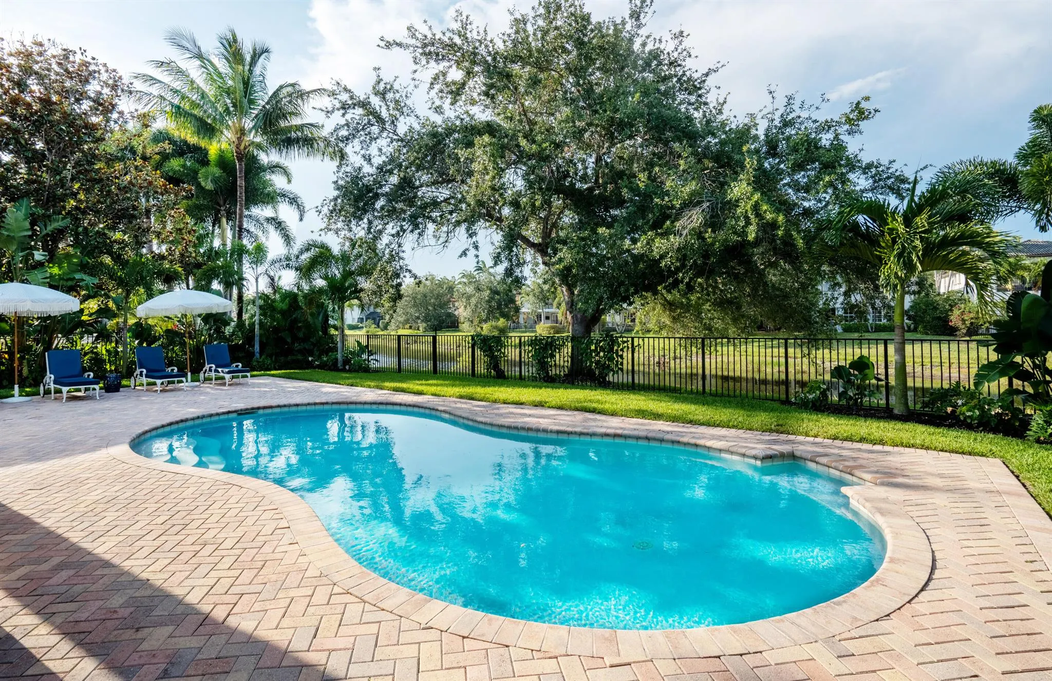 1438 Barlow Court