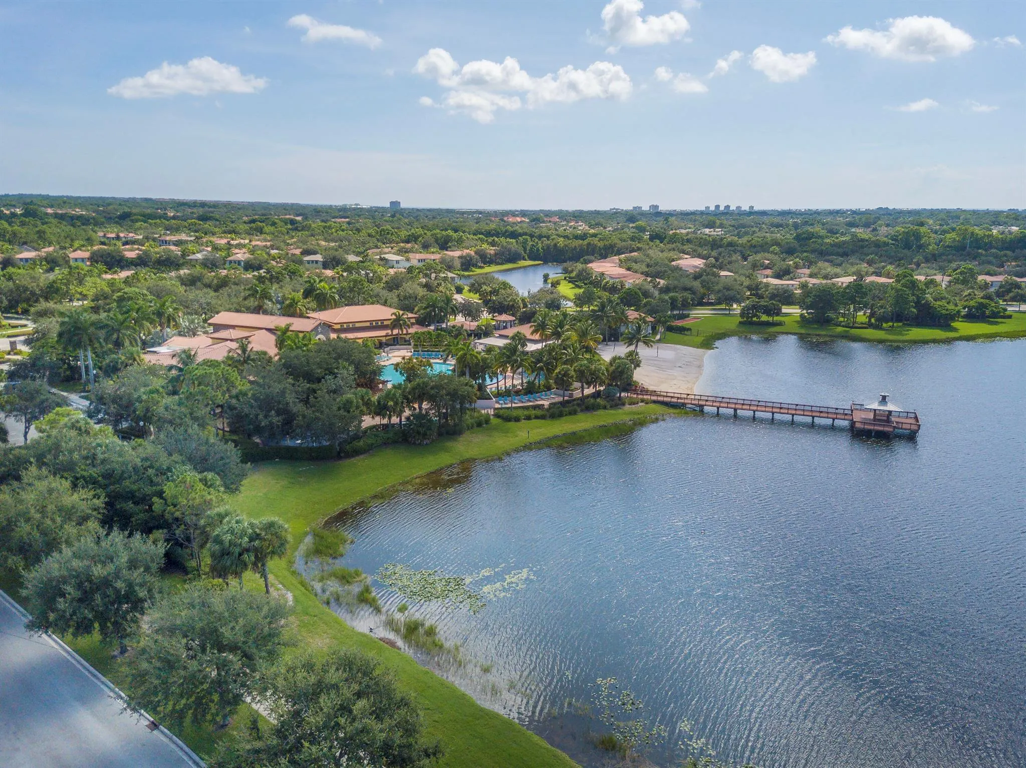 1438 Barlow Court
