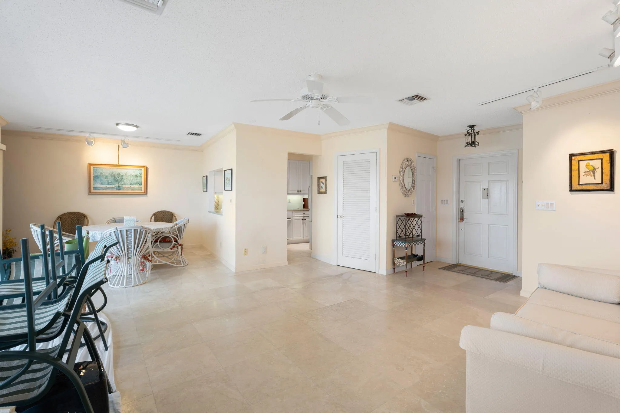 371 Wilma Circle, #5