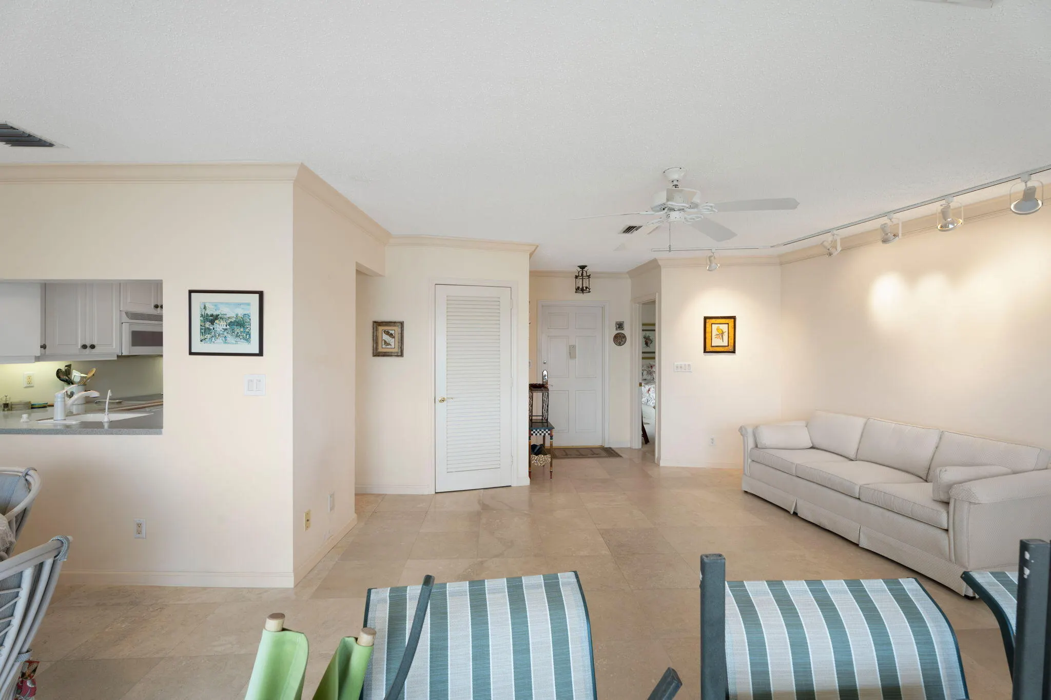 371 Wilma Circle, #5