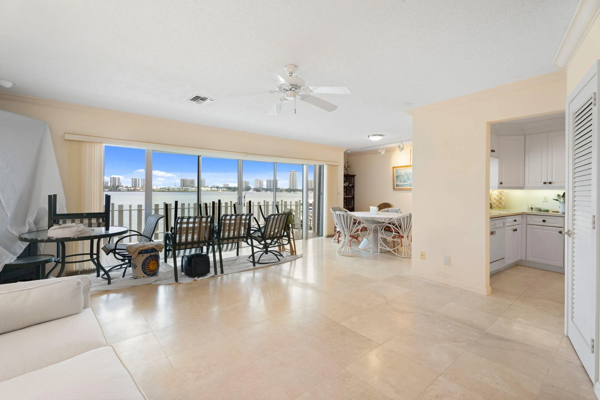 371 Wilma Circle, #5