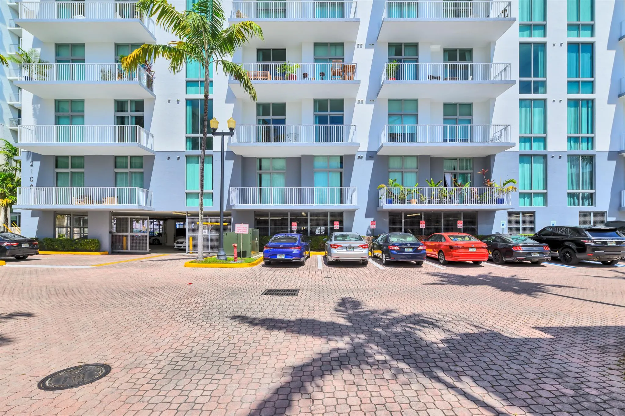 2100 Van Buren Street, #203