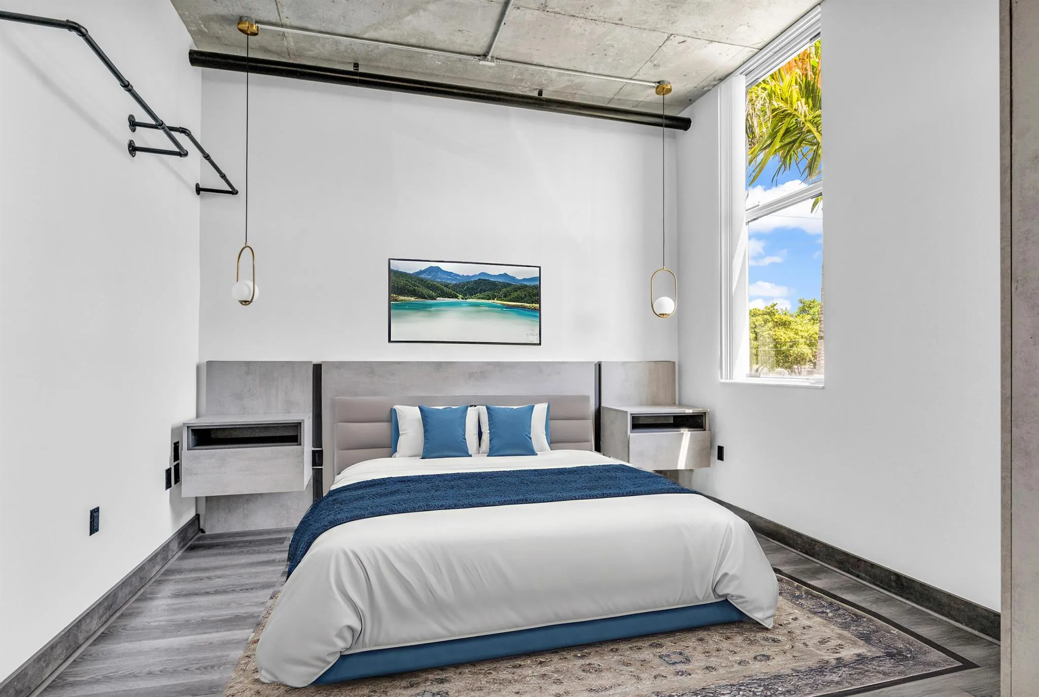 2100 Van Buren Street, #203