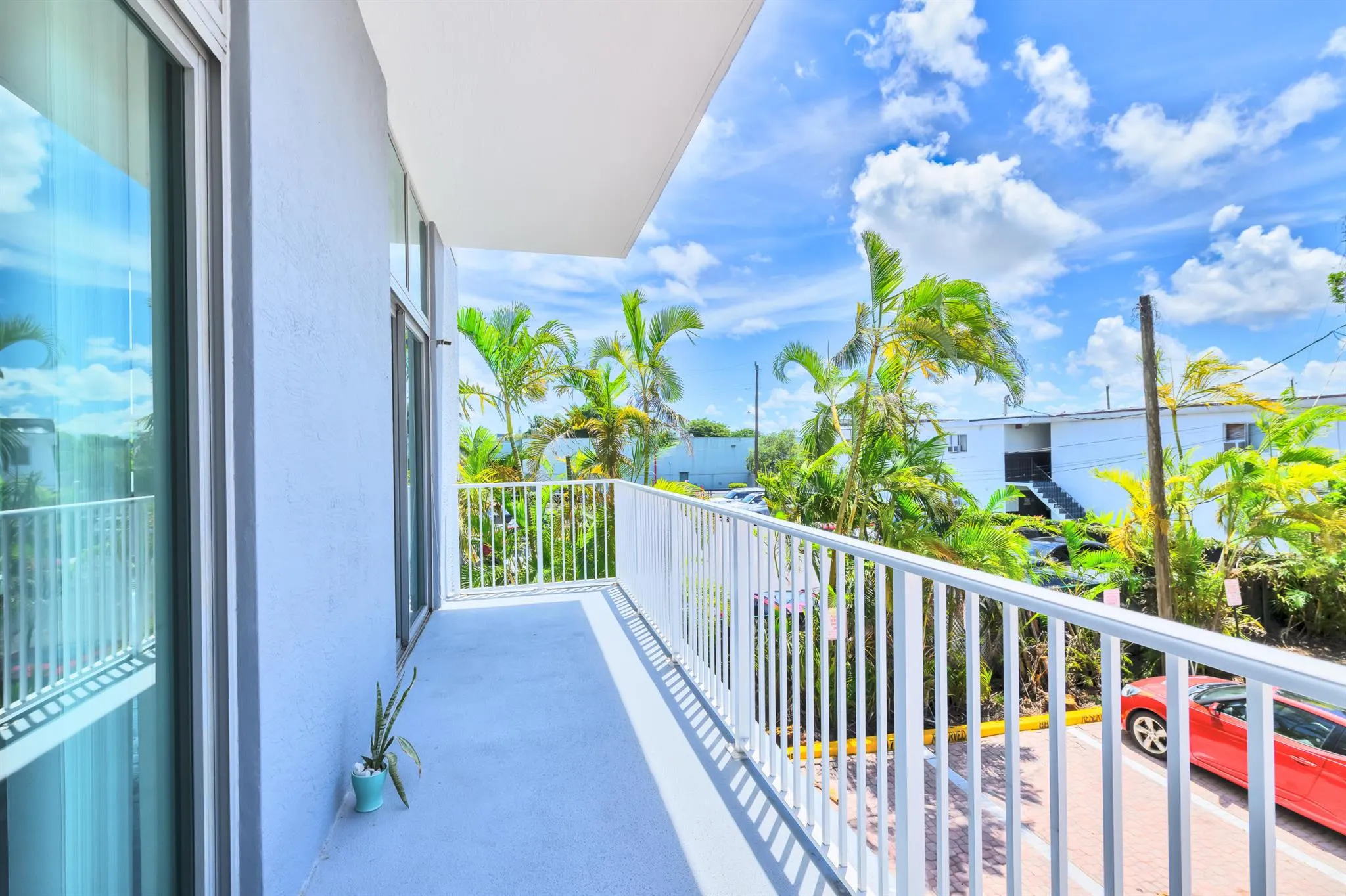 2100 Van Buren Street, #203