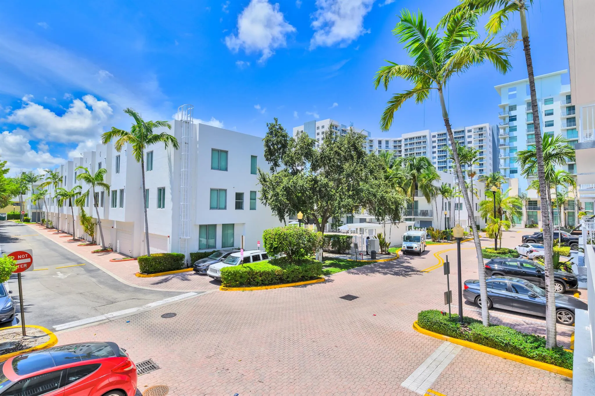 2100 Van Buren Street, #203