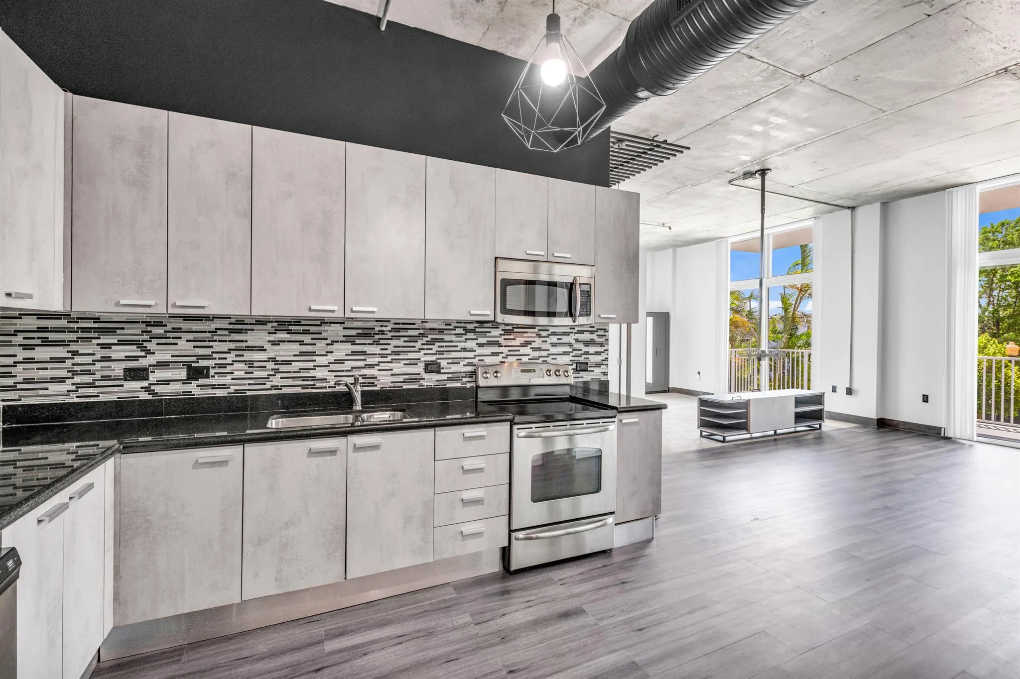 2100 Van Buren Street, #203